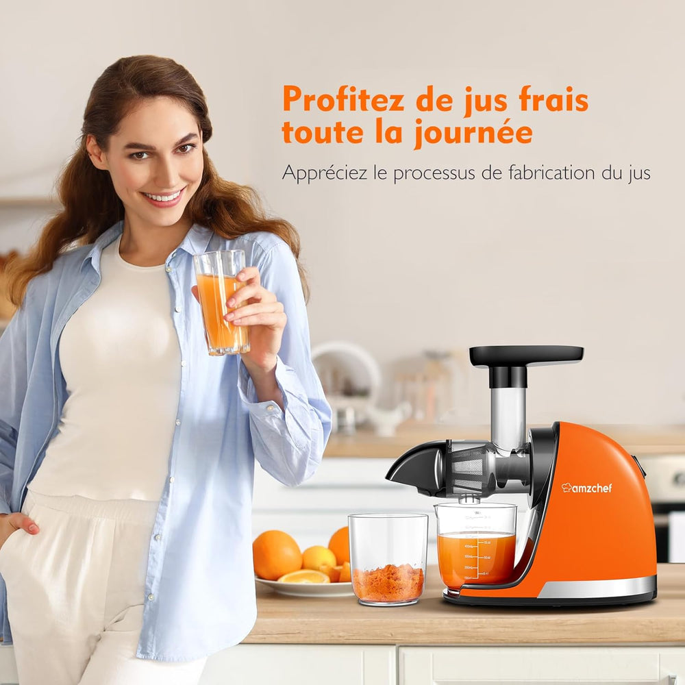 AMZCHEF Extracteur Jus - Extracteur de Jus de Fruits et Légumes - Presses-agrumes à Froid sans BPA avec 2 Tasses et Brosse - Fonction de Mastication Inversée pour Éviter les Blocages - Argent