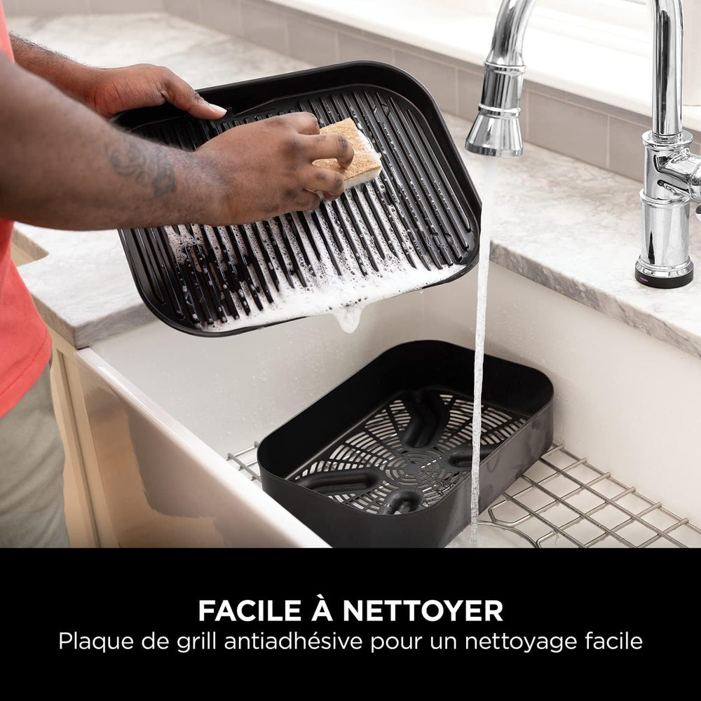 Ninja Woodfire Barbecue électrique et fumoir Pro XL avec thermomètre, barbecue et Air fryer d'extérieur 4-en-1 avec système Smart Cook et granulés Woodfire, portatif, gris/noir, OG850EU